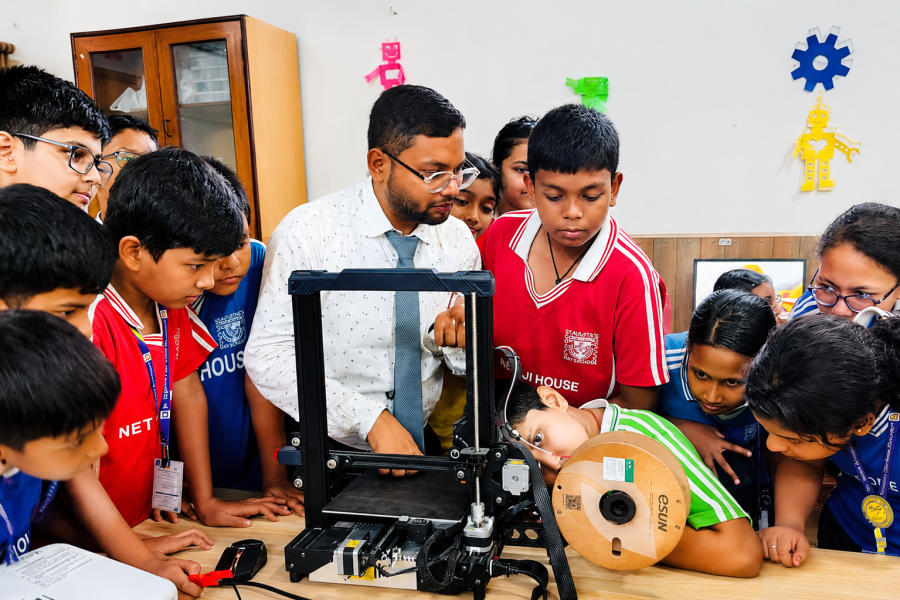 ROBOTICS & AI ROBOTICS & AI